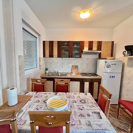 Apartmani Marija Dramalj Exterior photo