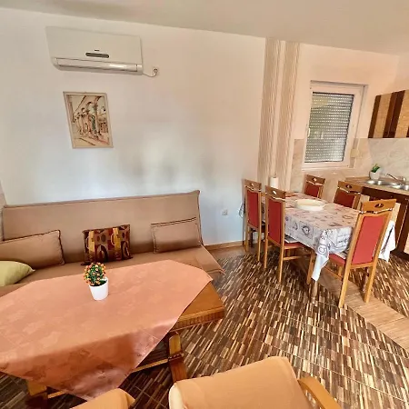 Apartmani Marija Dramalj Exterior photo