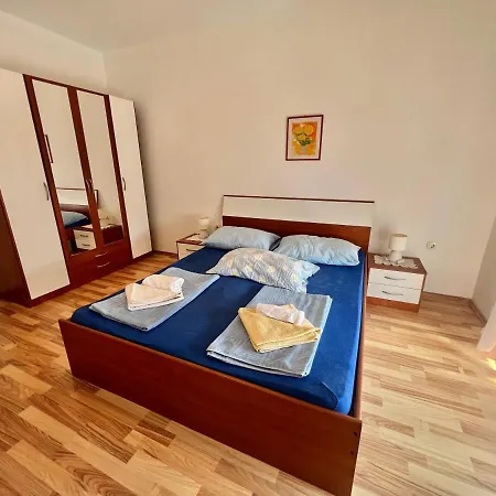Apartmani Marija Dramalj Exterior photo