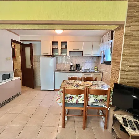 Apartmani Marija Dramalj Exterior photo