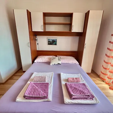 Apartmani Marija Dramalj Exterior photo