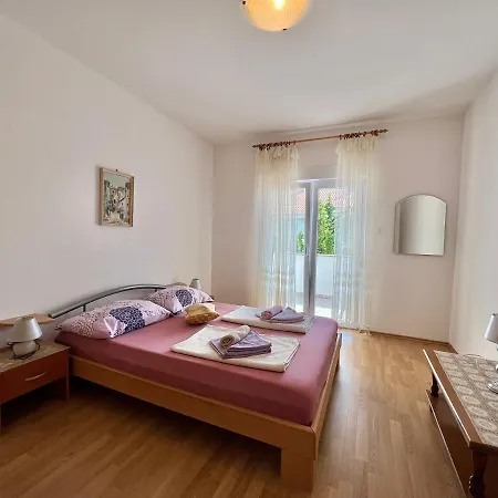 Apartmani Marija Dramalj Exterior photo