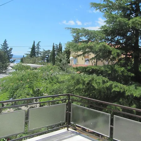 Apartmani Marija Dramalj Exterior photo